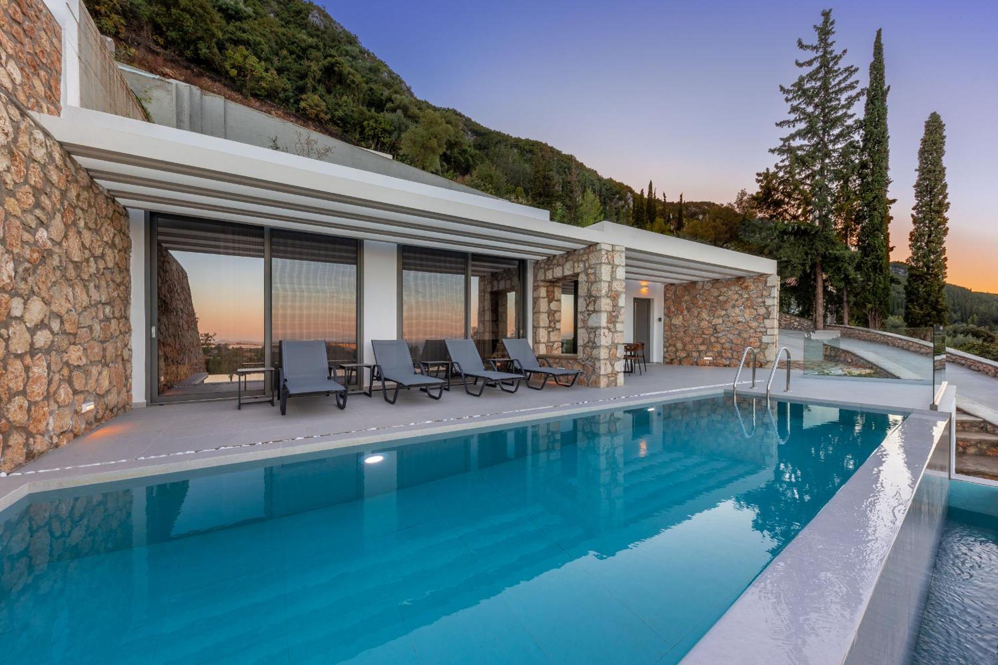 Z 4 Luxury Villas อายิโอส โยอันนิส ภายนอก รูปภาพ